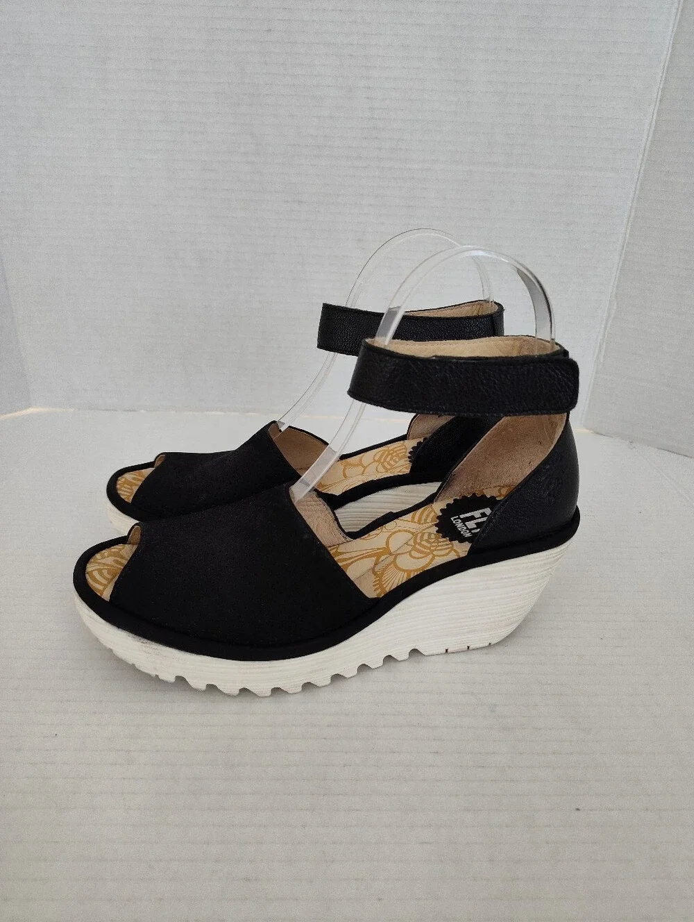 Fly London Yake Black Perforated Leather Ankle Strap Wedge Sandals sz 37 6-6.5